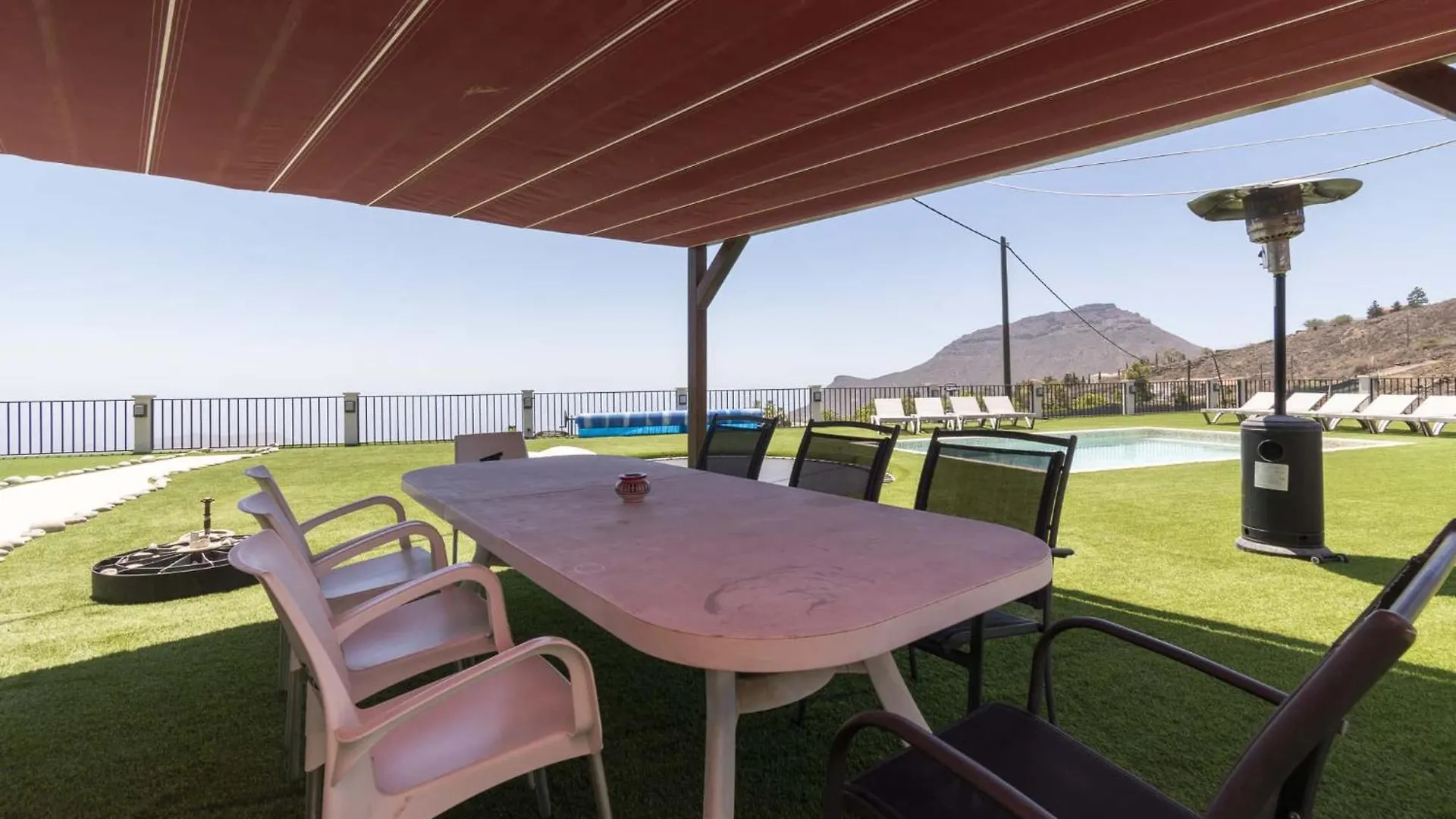 Villa Carmen Arona  İspanya
